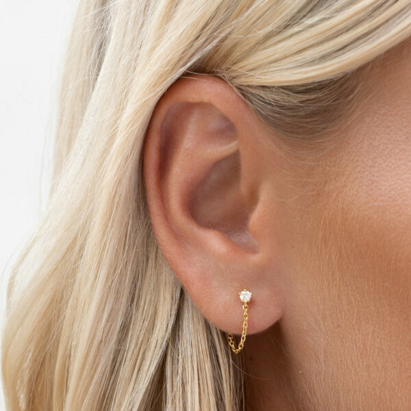 ella-chain-earring-gold-vermeil-model-3-1